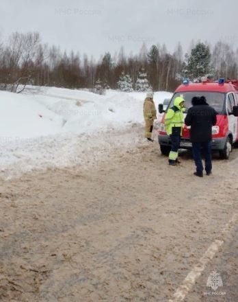 Спасатели МЧС принимали участие в ликвидации ДТП в Думиничском районе, 274 км автодороги М-3 "Украина"